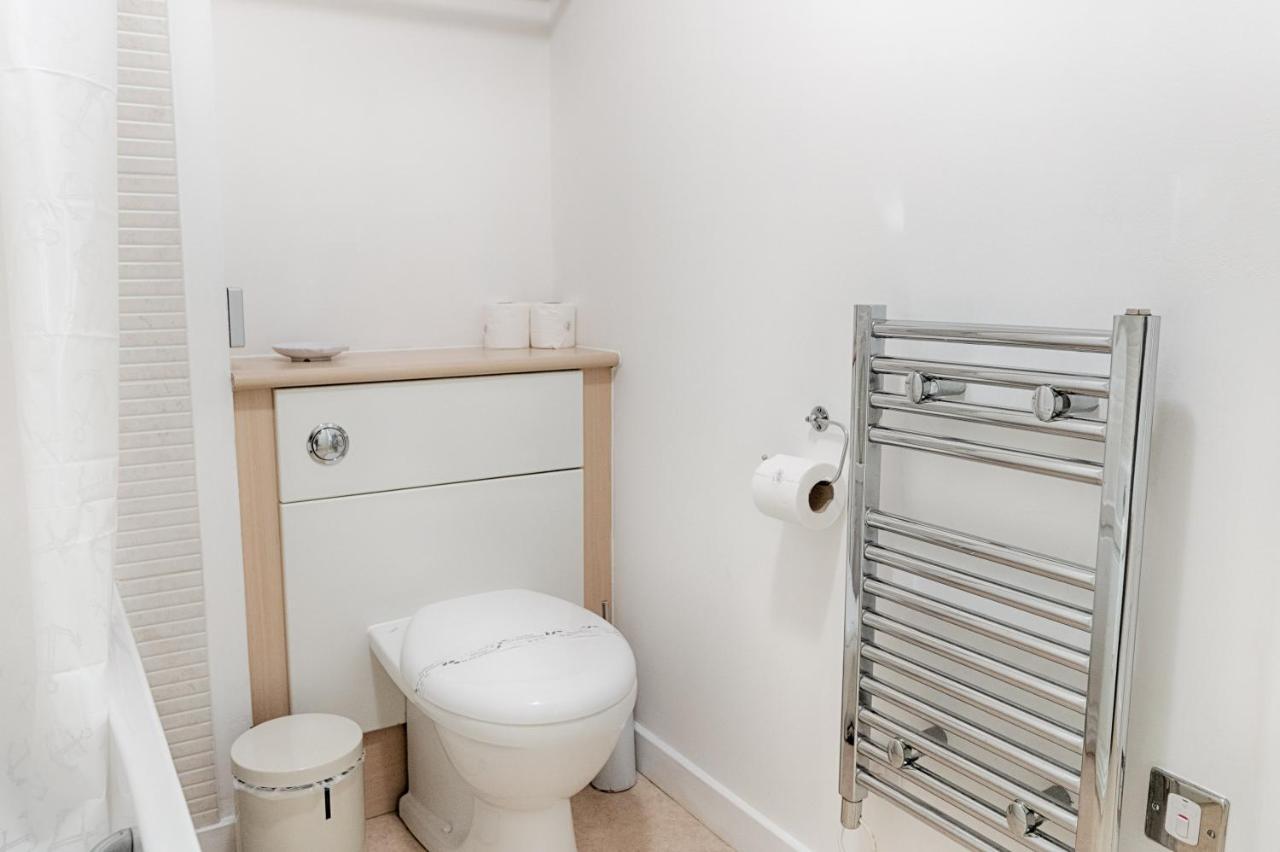 Parking, Balcony, Fully Equipped Kitchen Apartment Swansea Luaran gambar