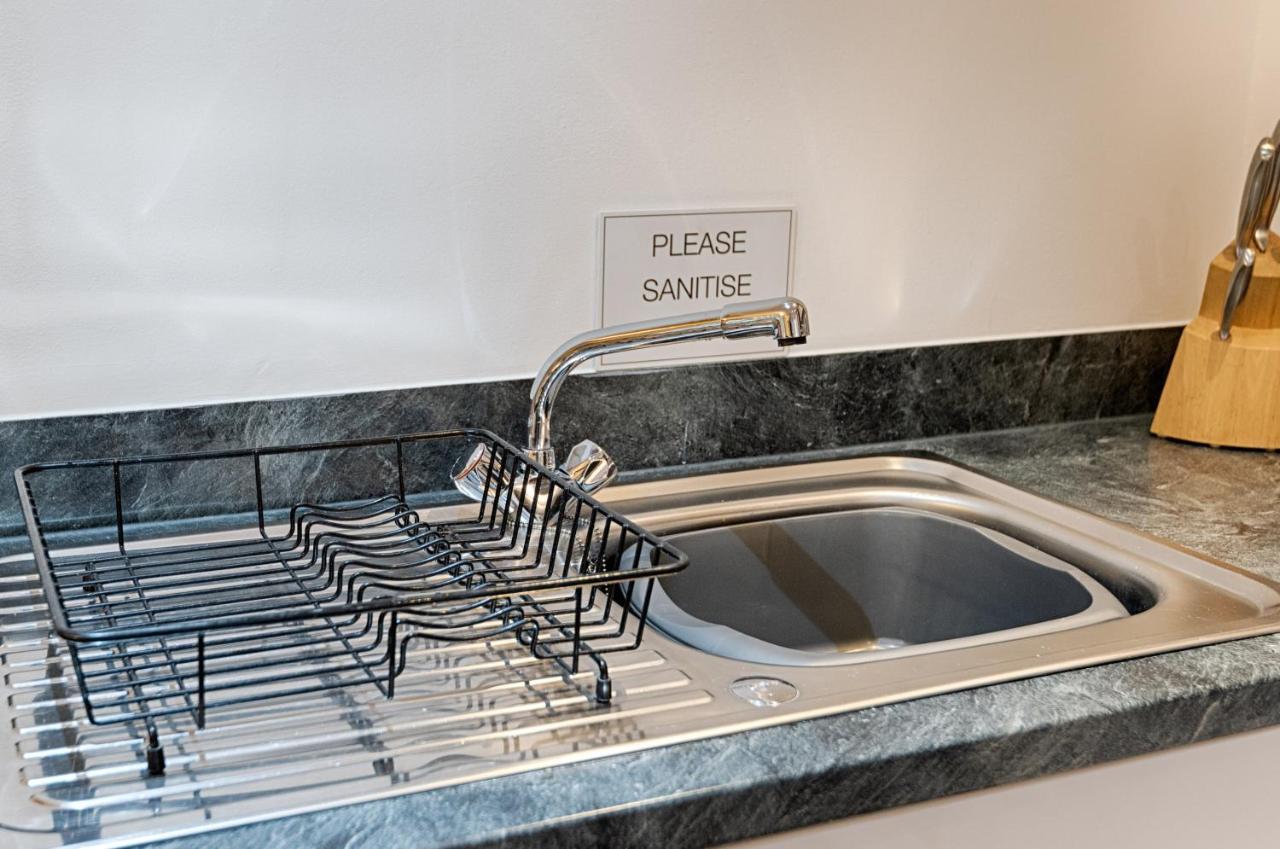Parking, Balcony, Fully Equipped Kitchen Apartment Swansea Luaran gambar
