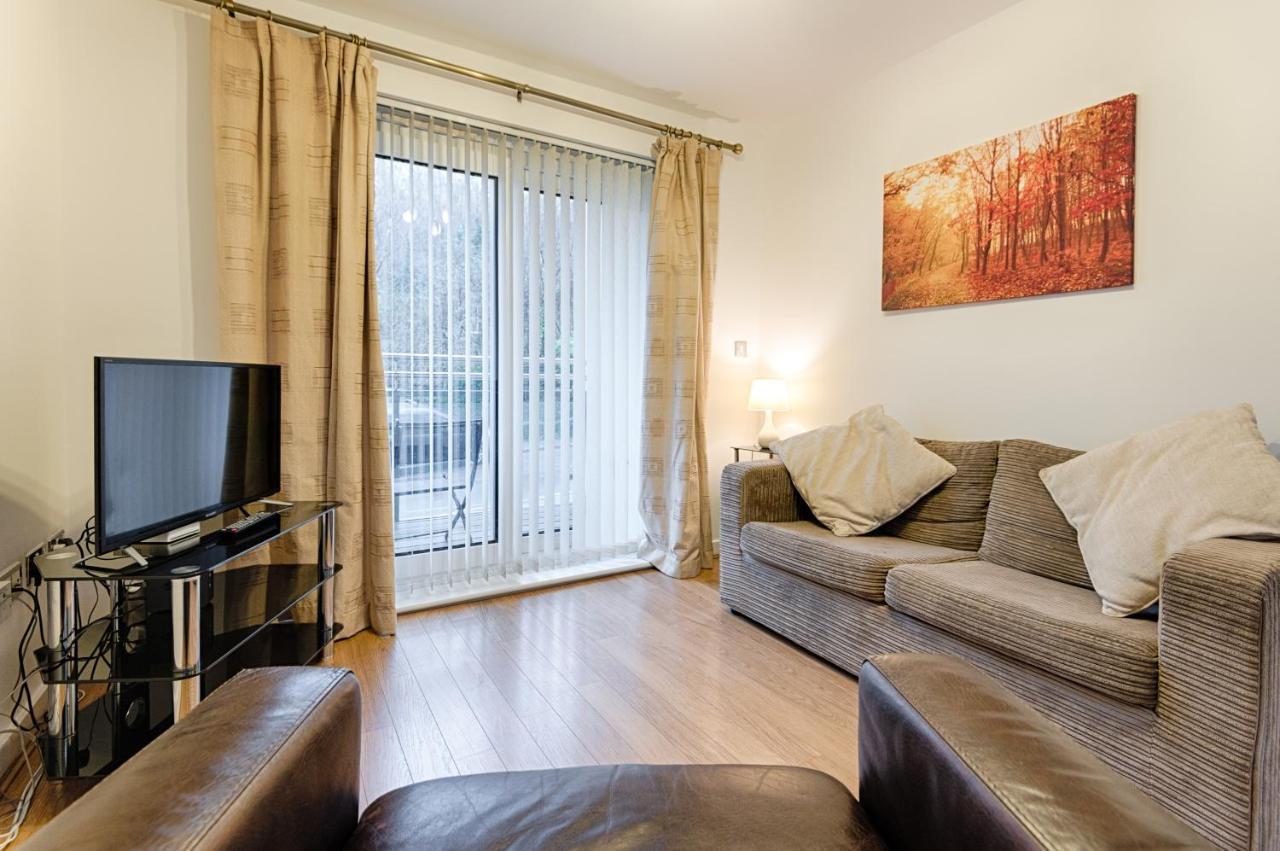 Parking, Balcony, Fully Equipped Kitchen Apartment Swansea Luaran gambar