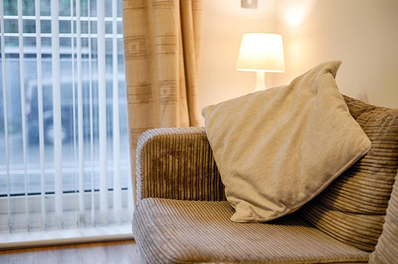 Parking, Balcony, Fully Equipped Kitchen Apartment Swansea Luaran gambar