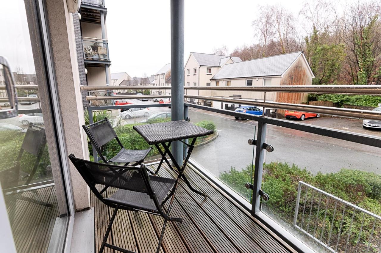 Parking, Balcony, Fully Equipped Kitchen Apartment Swansea Luaran gambar